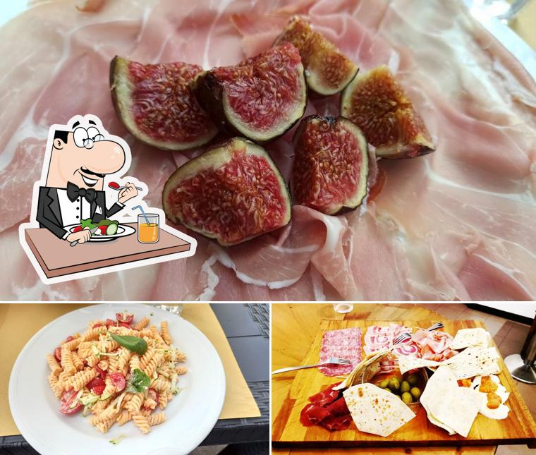 Platti al Bar Civico 4