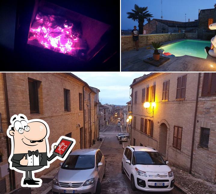 Guarda gli esterni di Palazzo Mannocchi di Mulaganovic Ferida