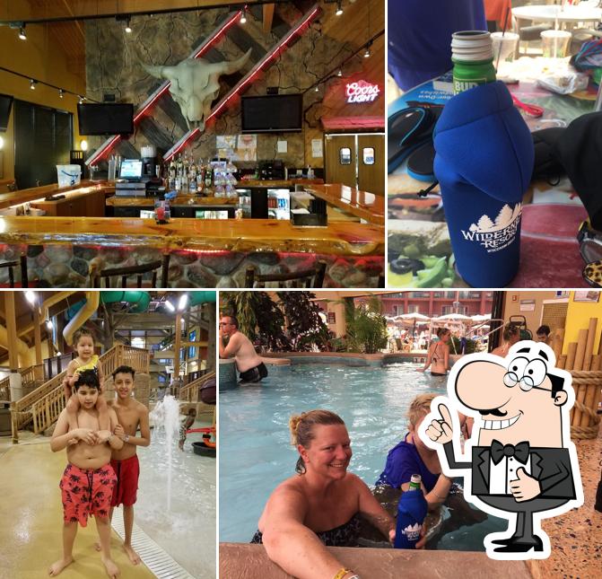 Swimm'n Chick'n in Wisconsin Dells Restaurant menu and reviews