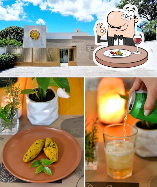 Take a look at the image depicting food and interior at Ahara- Saúde Integrativa & Alimentação Consciente