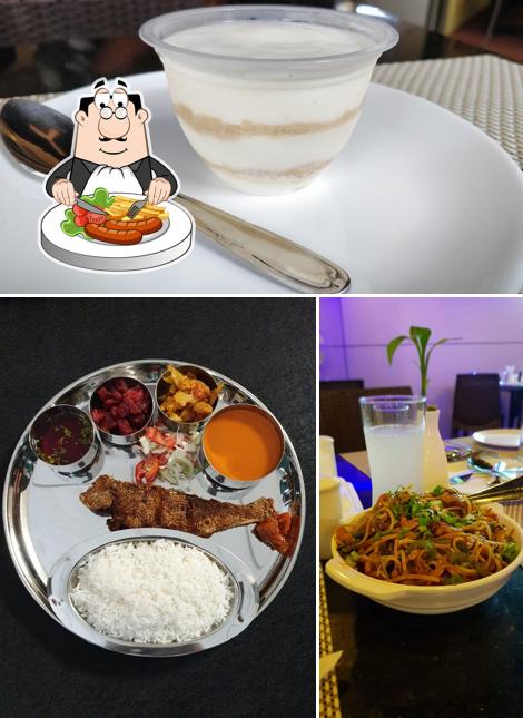 Food at Flyelle - Authentic Fish Food