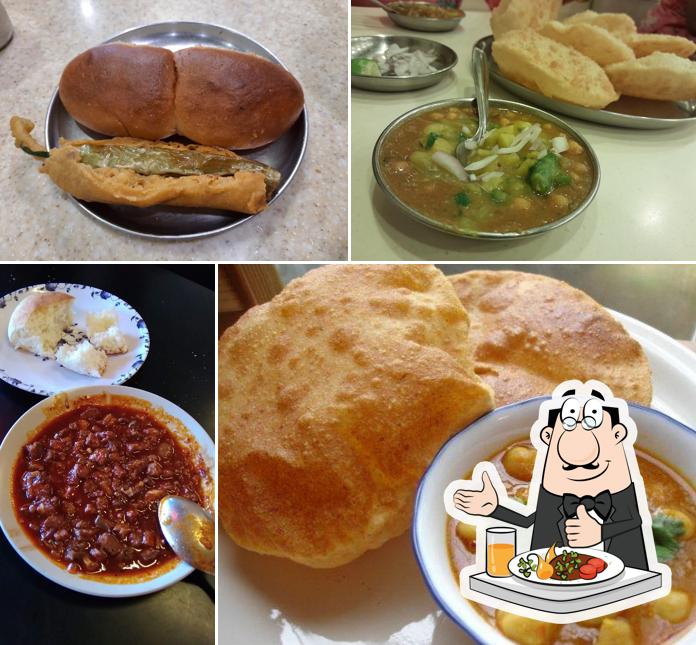Meals at M/S Cafe Corner
