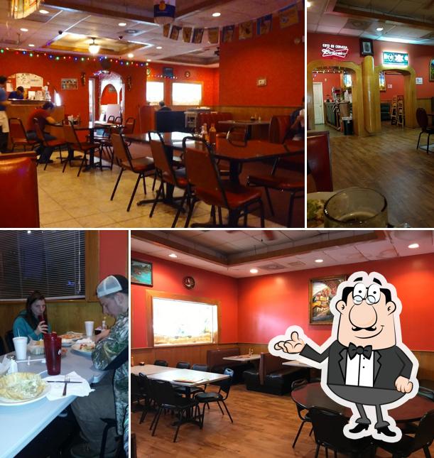 Three Compas Mexican Restaurant in Canton Restaurant menu and reviews