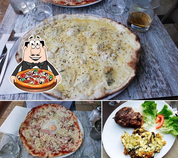A Pizzangelo, vous pouvez déguster des pizzas