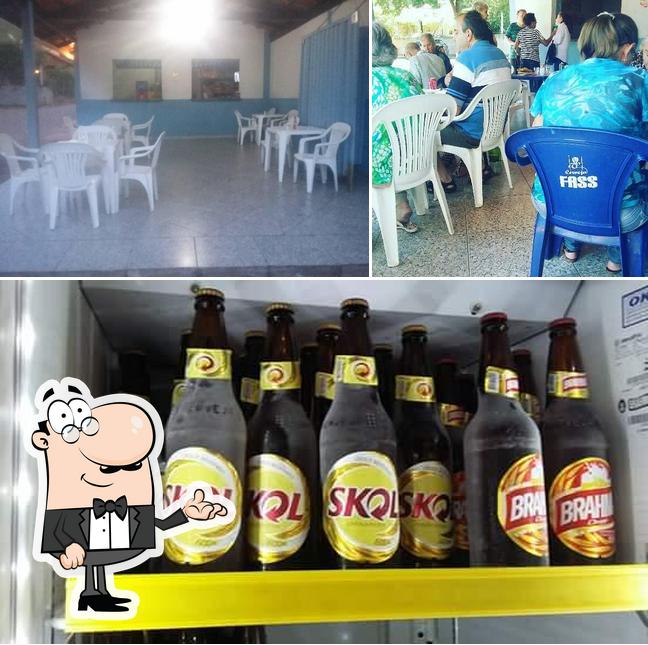 A Bar e restaurante da Valéria se destaca pelo interior e cerveja