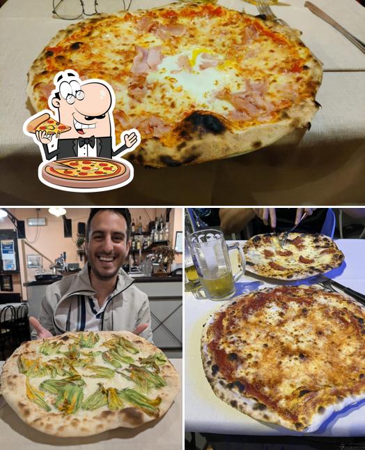 Scegli tra le svariate varianti di pizza