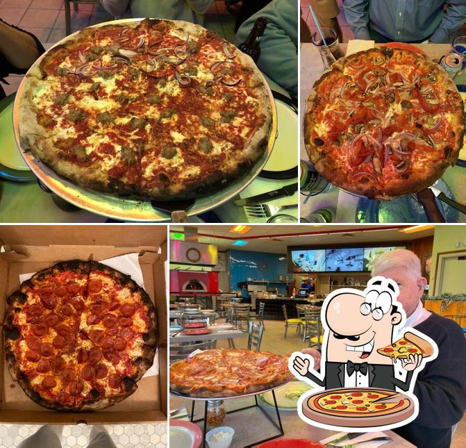 Order pizza at Ignazio's Pizzeria Pizza Mystic CT