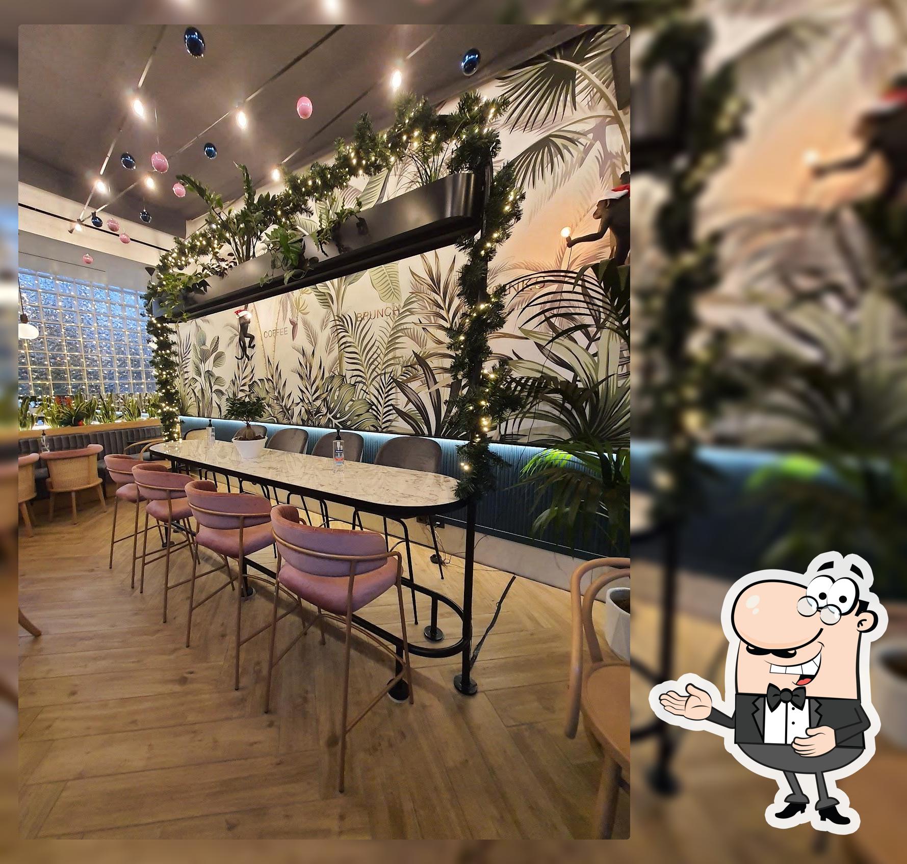 Barzoo cuzine & cocktails