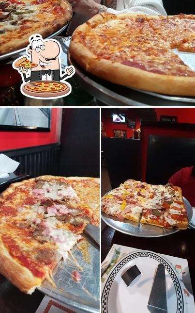 Elige una pizza en NYPD IV Pizzeria & Restaurant