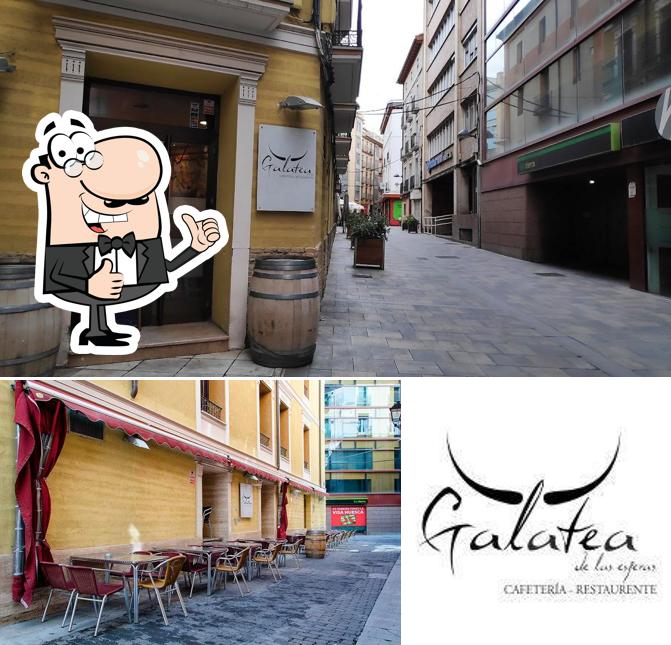 Look at this photo of Cafetería - Restaurante Galatea de las Esferas