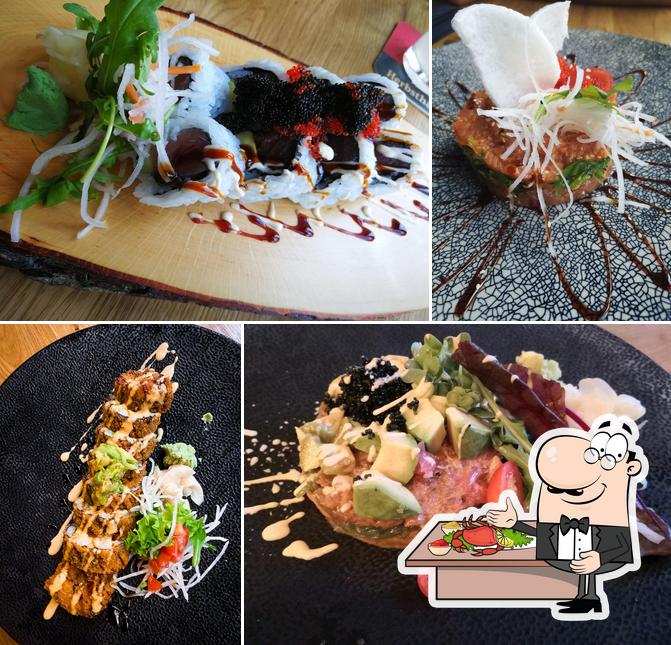 Kostet Meeresfrüchte bei Shijō - Sushi & Ramen