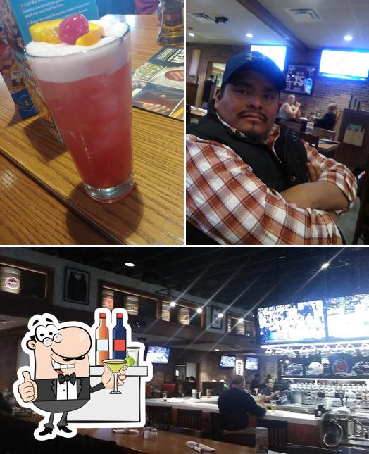 Old Chicago Pizza + Taproom, 2867 Centennial Blvd in Liberal