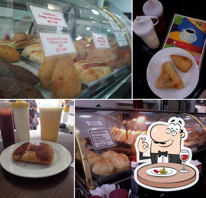 Comida em Café da Tuca