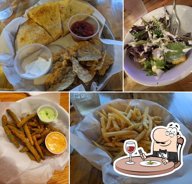 Frady's Taphouse & Eatery in High Point Restaurant menu and reviews