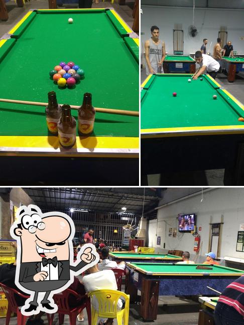 Veja imagens do interior do Jair Snooker Bar