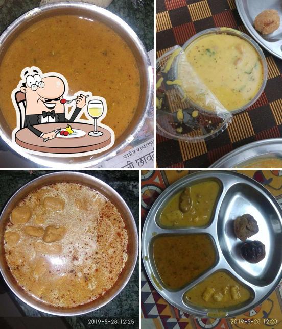 Food at Rajasthani Bhojanalaya