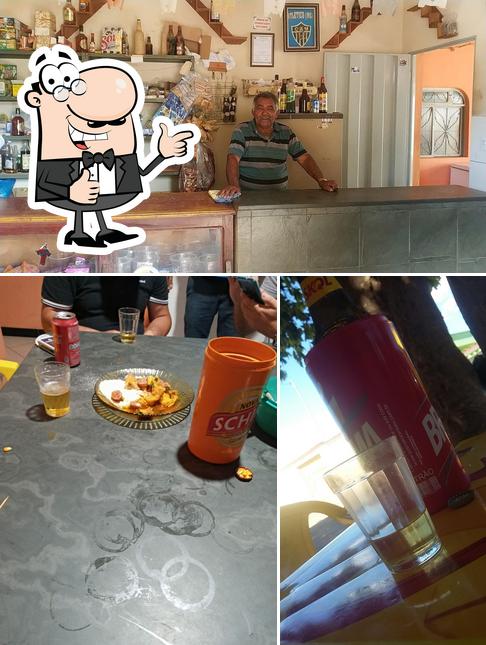 Zé de mogeno Bar