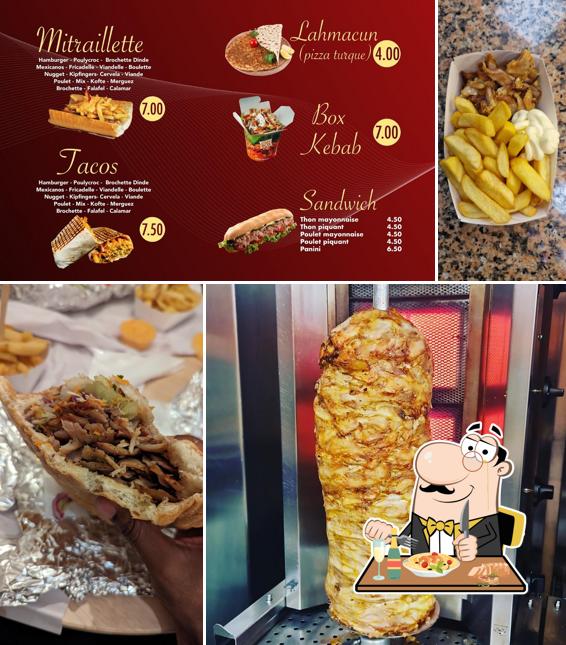 Frites, sandwich de porc effiloché et omelettes à Pita istanbul aywaille