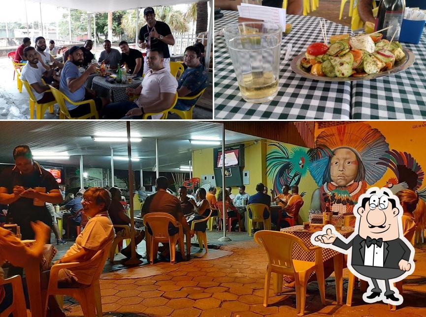 O interior do Bar Brasil