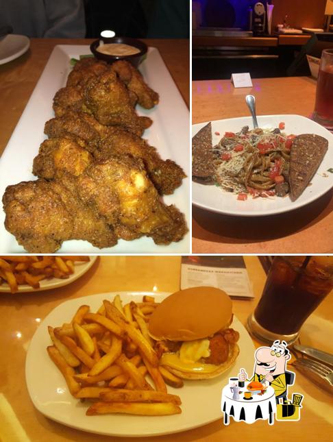 Comida em Outback Steakhouse Shopping Metrô Santa Cruz