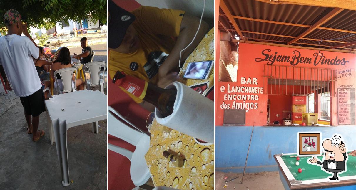 O interior do Bar e Lanchonete Encontro dos Amigos