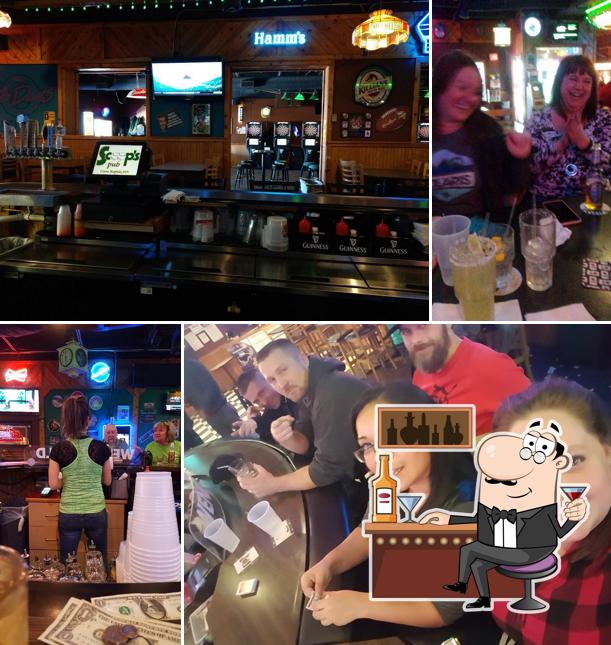 Scoop's Pub, 482 Northdale Blvd NW in Coon Rapids Restaurant menu and