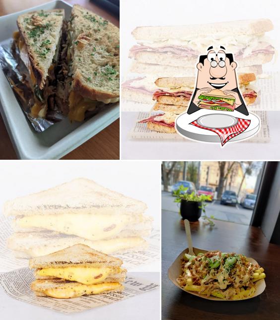 Club sandwichs à Food Kult