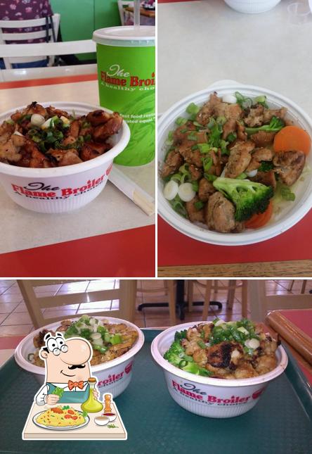 Еда в "Flame Broiler"