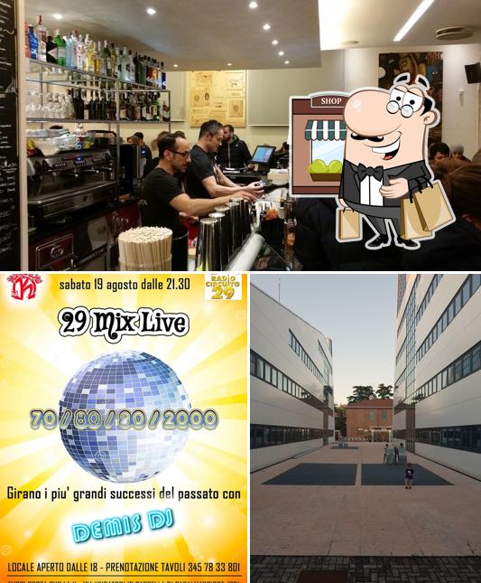 La immagine di esterno e interni da Fuoriporta bar pizzeria ristorante