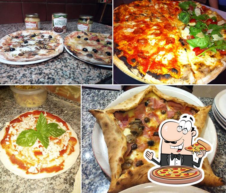 Ordina tra le svariate varianti di pizza