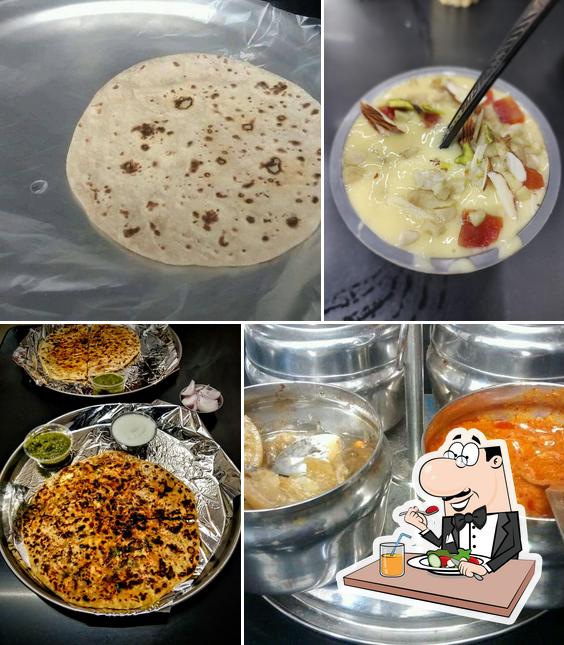 Meals at Popular Punjabi Paratha House