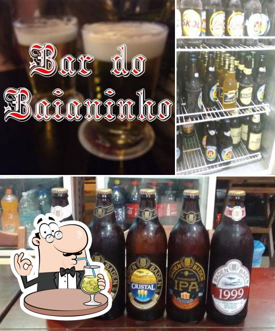 O Bar do Baianinho se destaca pelo bebida e comida