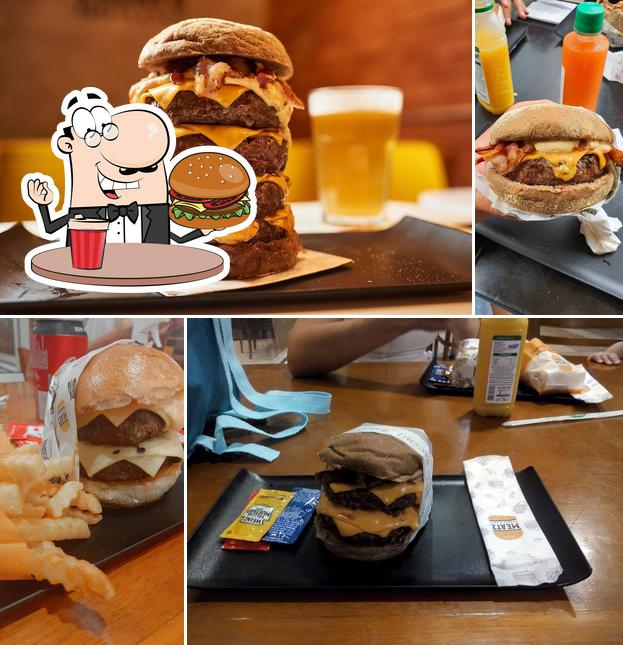 Experimente um hambúrguer no Meatz Burger N' Beer - Barra Da Tijuca