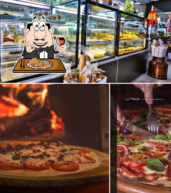 No Restaurante - Casa gastronômica La Primola, você pode conseguir pizza