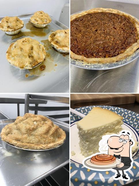 Mommom's Bakery