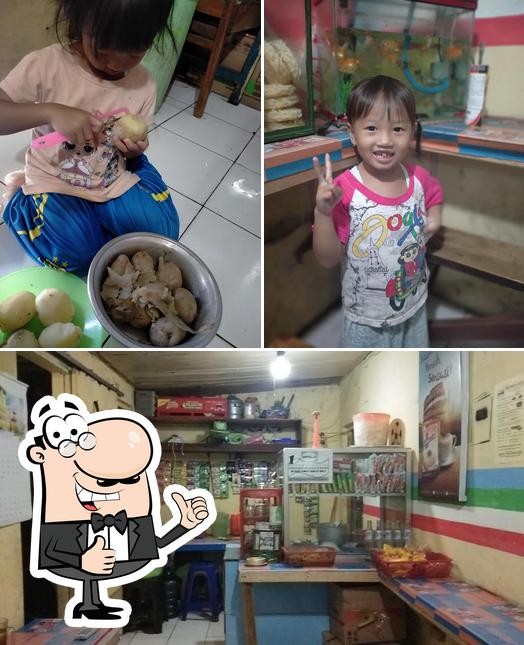 Warmindo Byan Cafe, Sariharjo