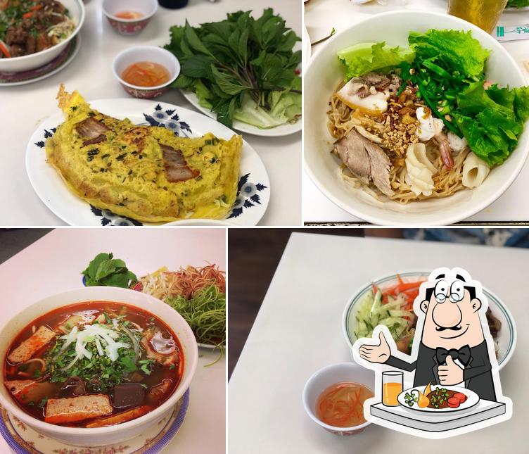 Meals at Anh Hong Restaurant
