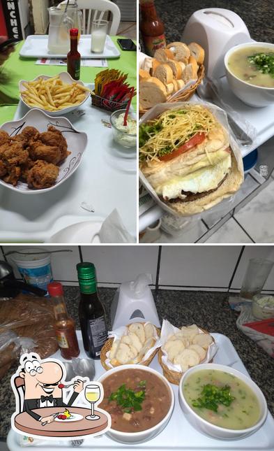 Comida em AMIGOS LANCHES