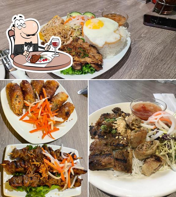C3ef Ivys Kitchen Vietnamese Restaurant Vancouver Meat 