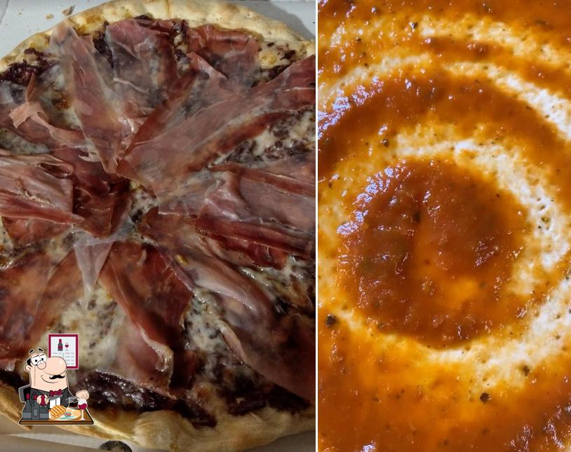 Prova i piatti di carne a Pizzamania