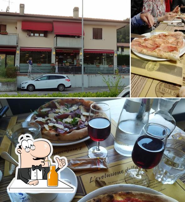 Goditi un drink a Pizzeria Valle dei Mulini