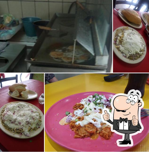 Gorditas las gueras restaurant, Mexico City, Av. Escuinapa 388 ...