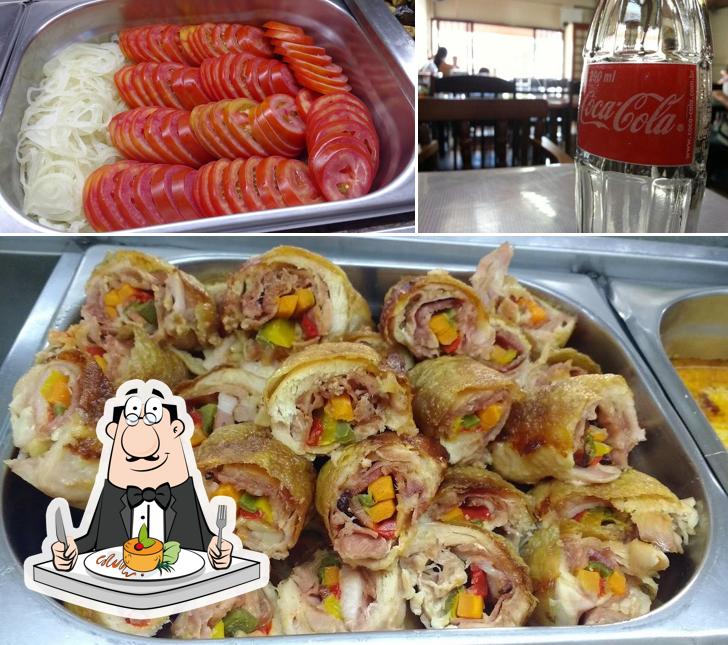 O Aconchego Restaurante se destaca pelo comida e bebida