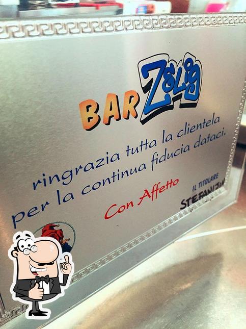 Guarda questa foto di Bar Zelig