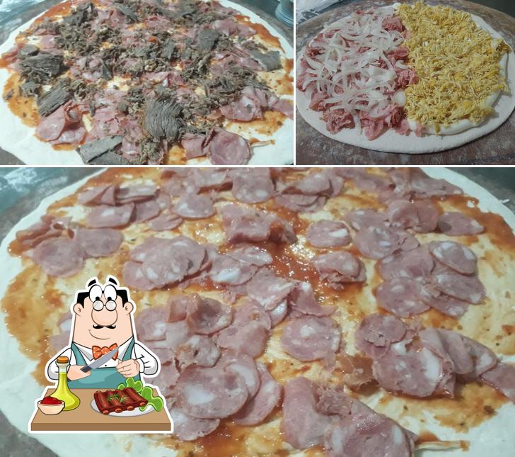 Prove refeições de carne no Pizzaria Dona Dora