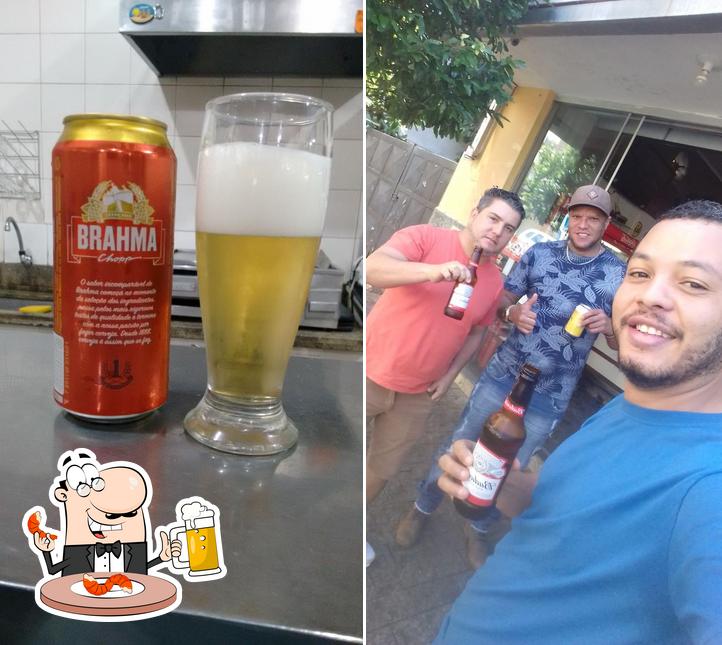 Você pode tomar um copo de cerveja leve ou escura