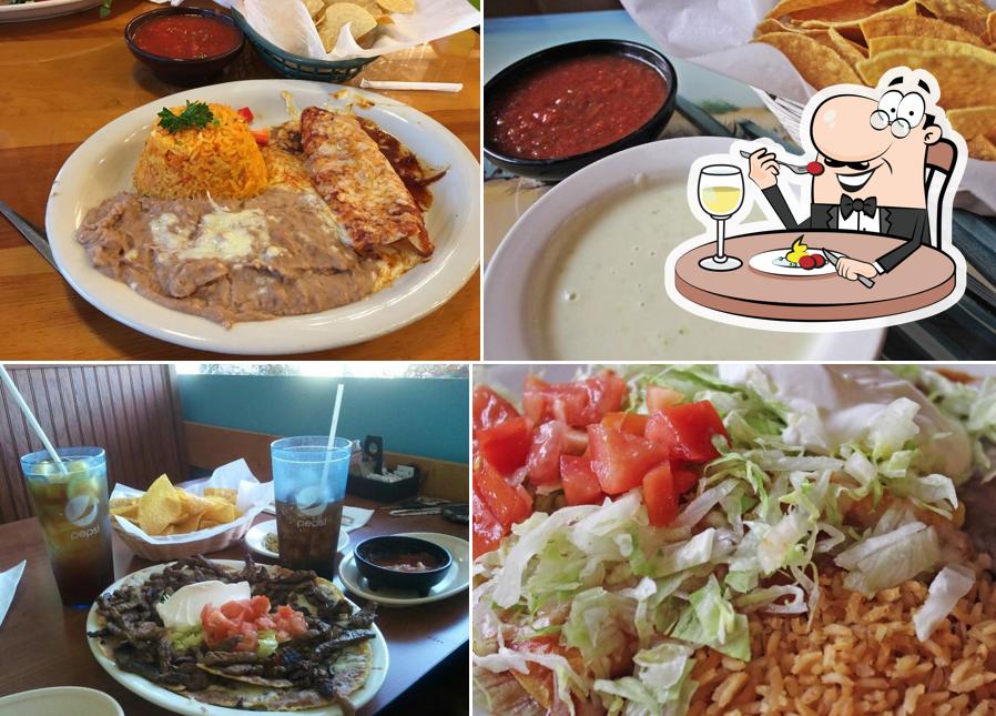 Top 5 restaurants with cuban sandwiches in Leesburg, Florida, october