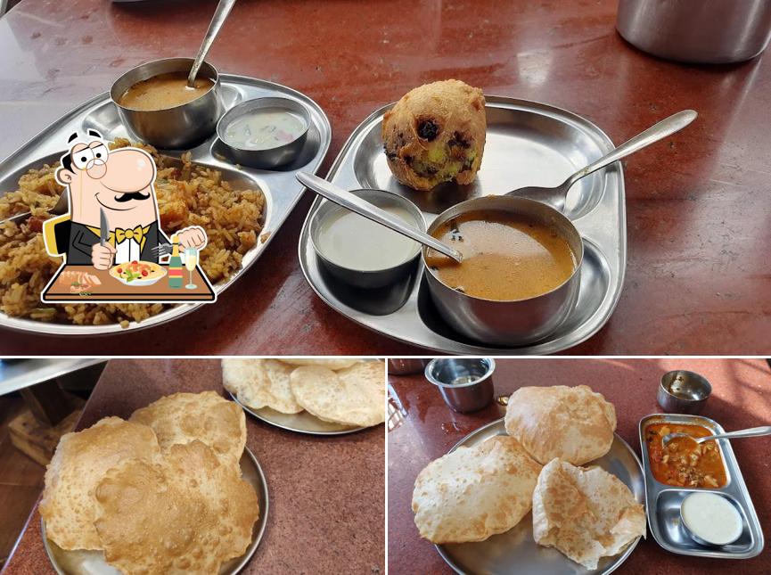 Food at Gurudatta Bhavan