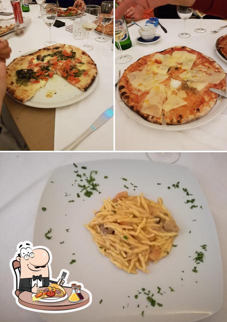 Prenez des pizzas à Ristorante Cacio E Pepe - Pizzeria