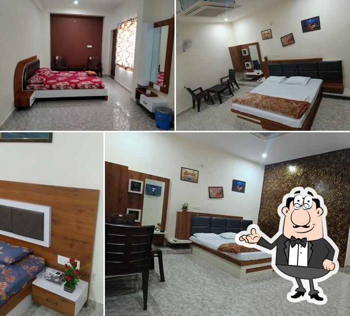 AAIJI Hotel And Restaurant (Aai ji Smart Library)